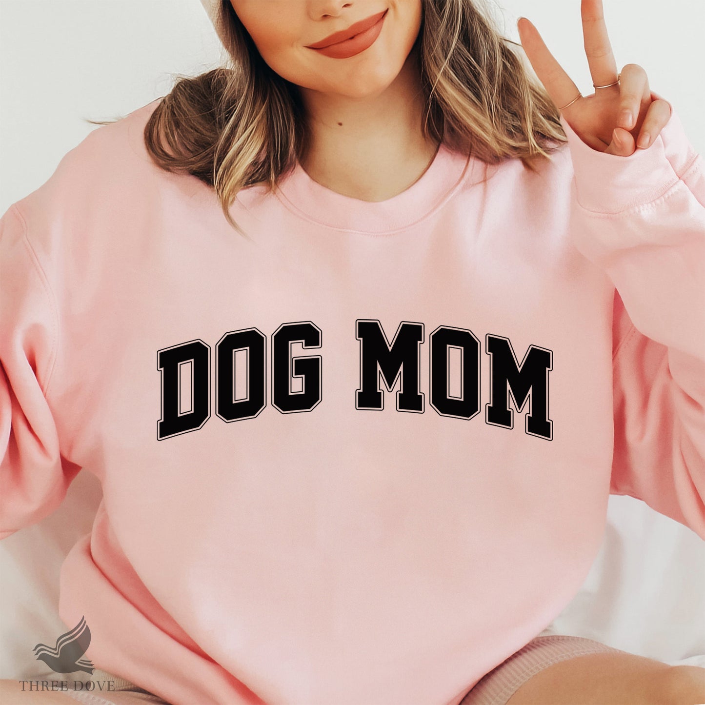 retro dog mom varsity svg