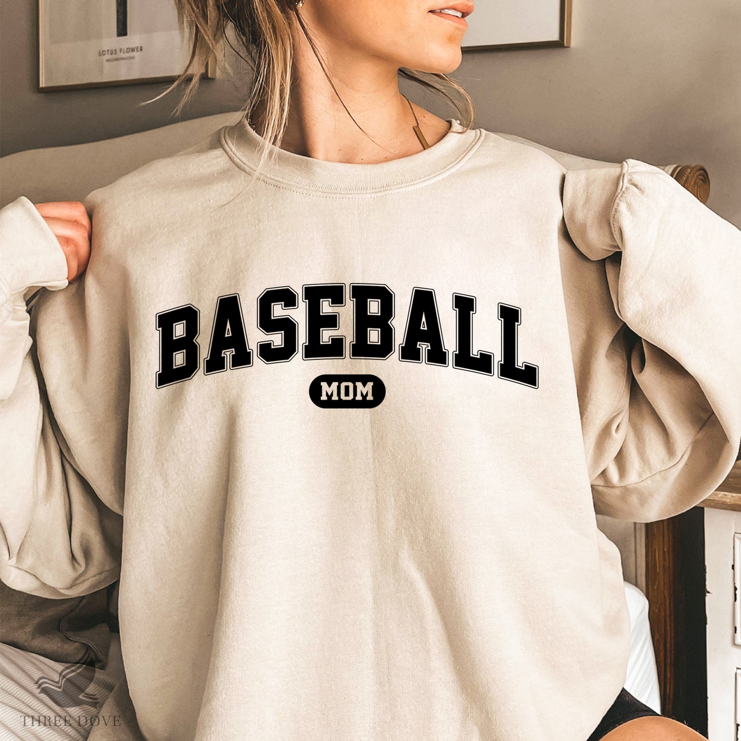 retro baseball mom varsity svg