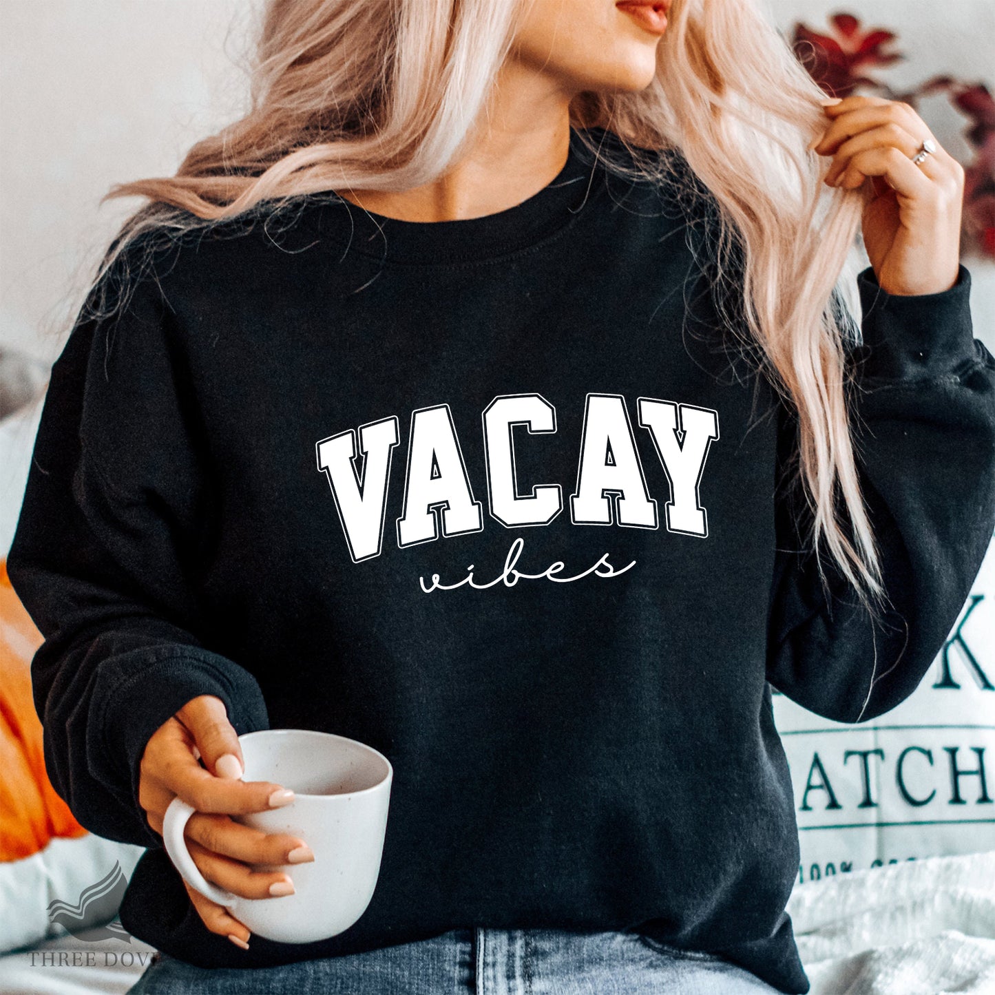 retro vacay vibes varsity svg